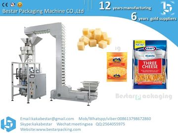 Máquina de pesaje y embalaje de rebanadas de queso parmesano liofilizado, máquina de embalaje de venta caliente proveedor